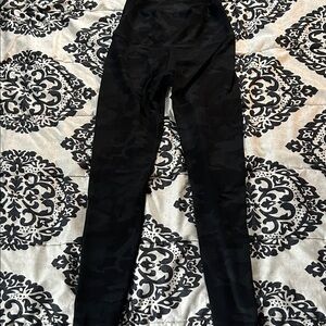 Fleo Midnight Camouflage leggings